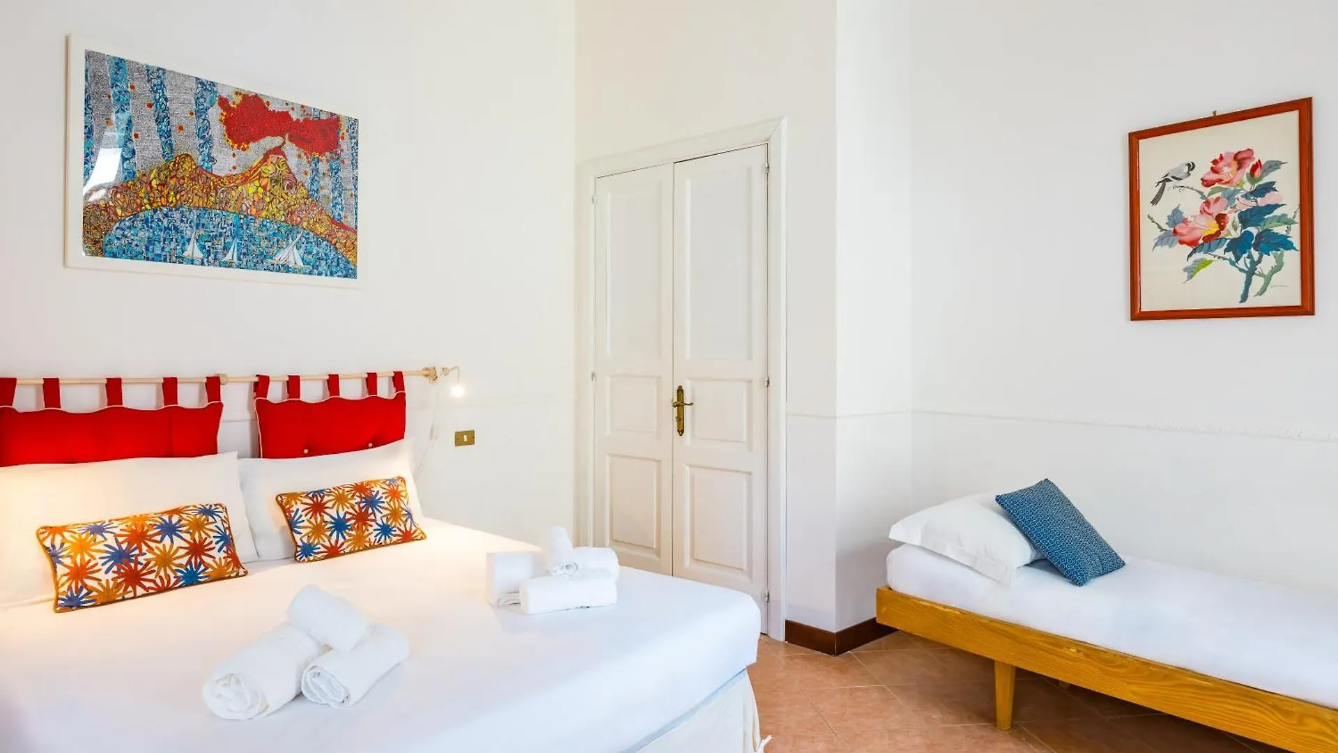 La Casa Di Famiglia By Napoliapartments Naples