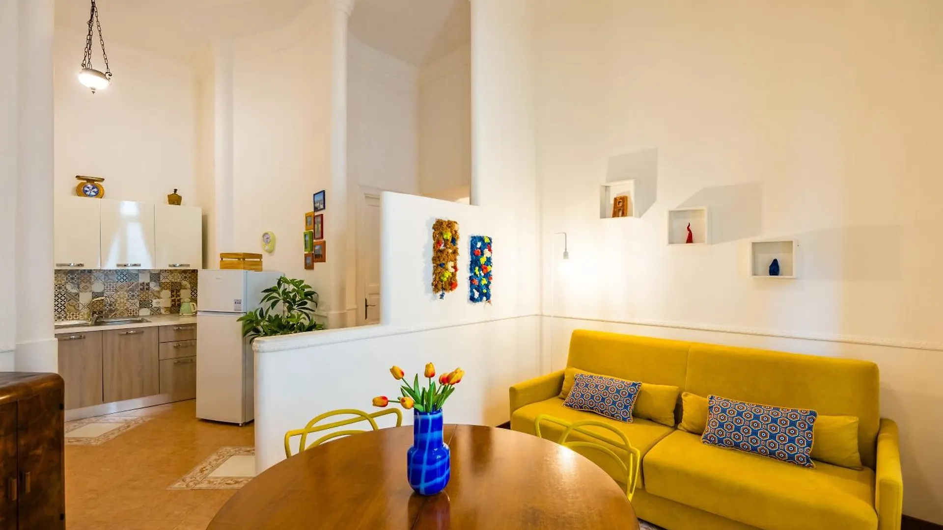 La Casa Di Famiglia By Napoliapartments