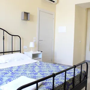 Elena House Apartamento