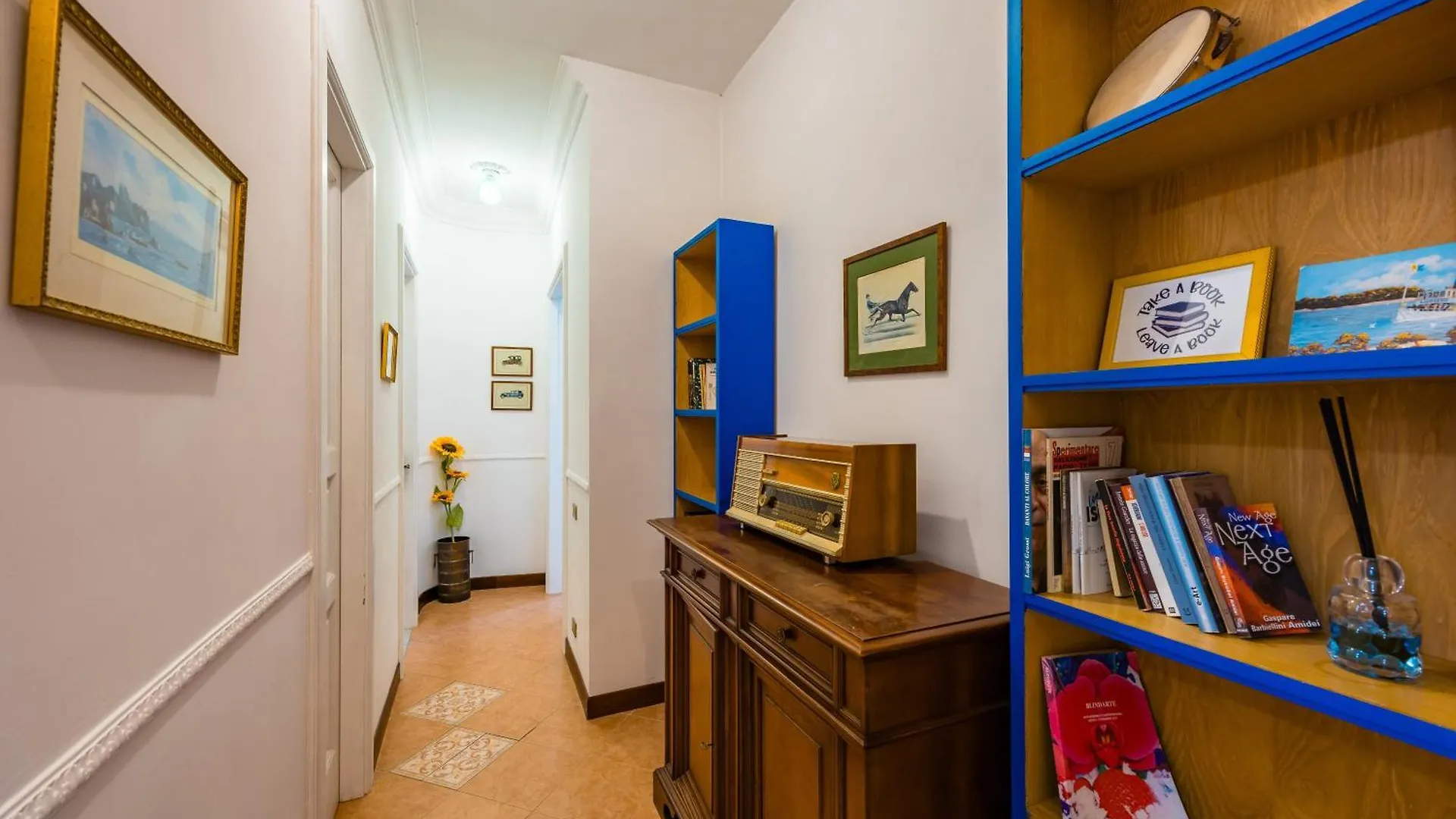 Apartment La Casa Di Famiglia By Napoliapartments